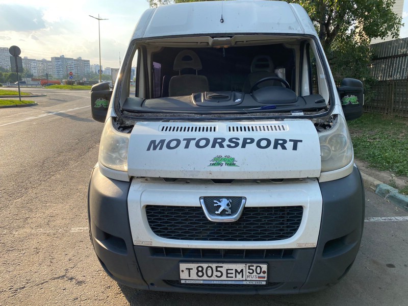 Замена лобового стекла Peugot Boxer