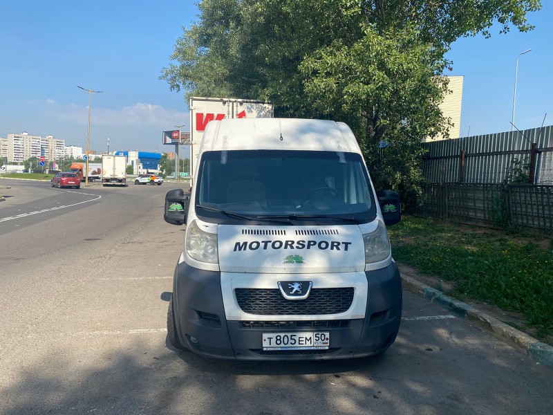 Замена лобового стекла Peugot Boxer