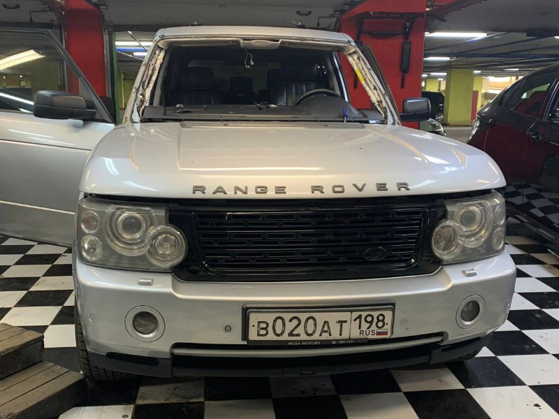 Замена лобового стекла Range Rover