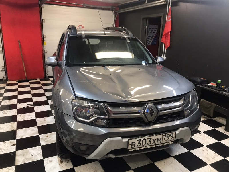 Замена лобового стекла Renault Duster