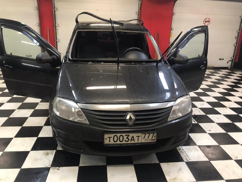 Замена лобового стекла Renault Logan