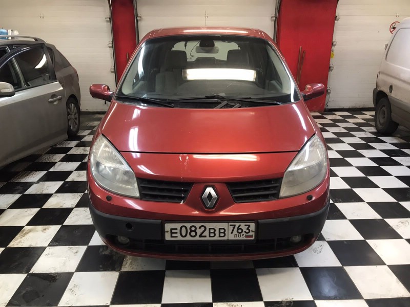 Замена лобового стекла Renault Scenic