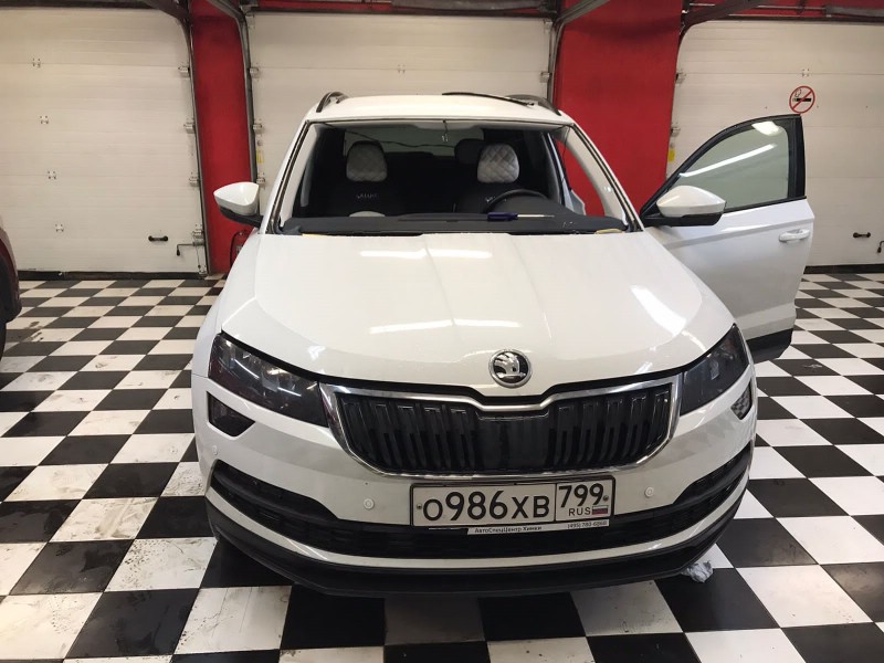 Замена лобового стекла Skoda Karoq