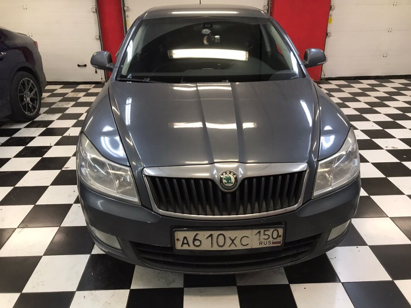Замена лобового стекла Skoda Octavia