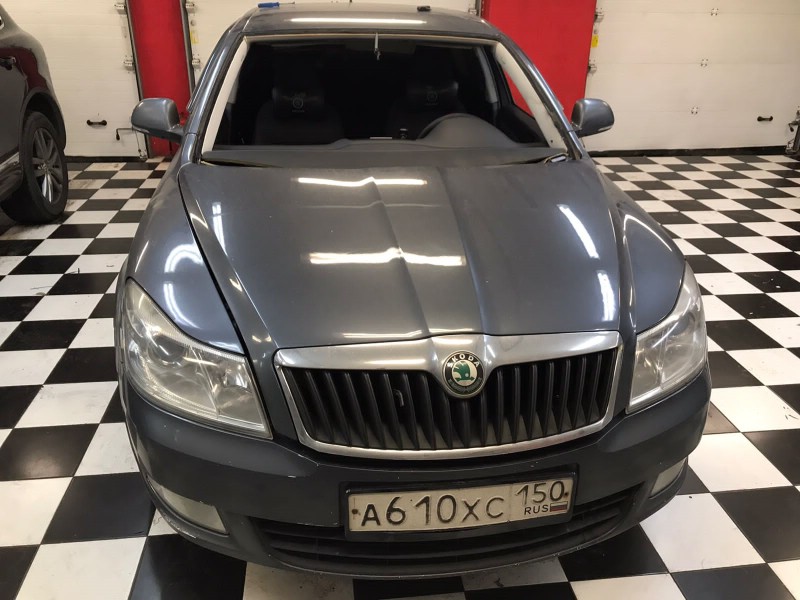 Замена лобового стекла Skoda Octavia