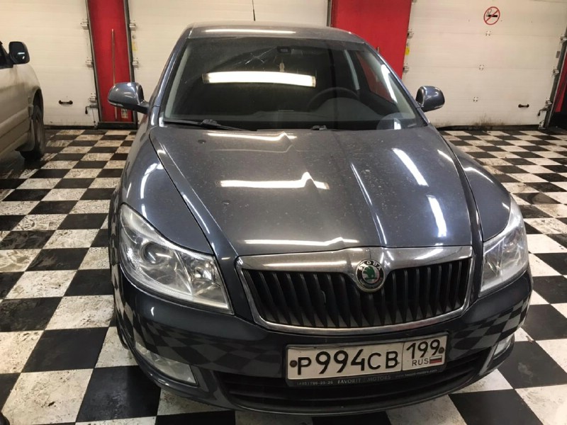 Замена лобового стекла Skoda Octavia