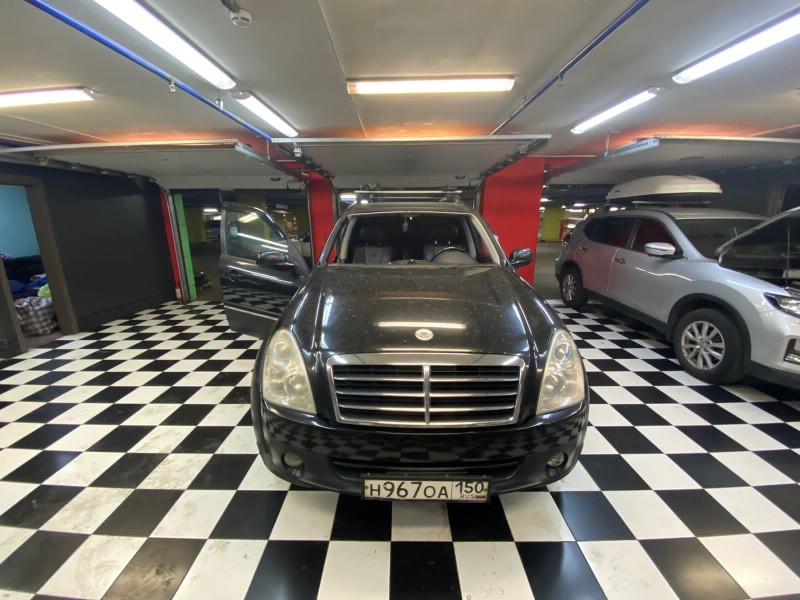 Замена лобового стекла SsangYong Rexton