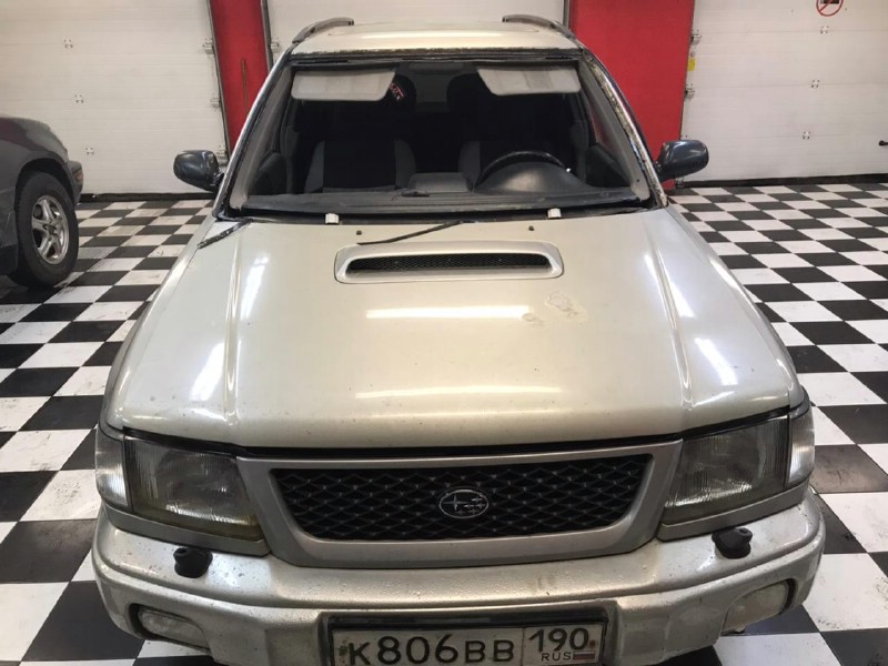 Замена лобового стекла Subaru Forester