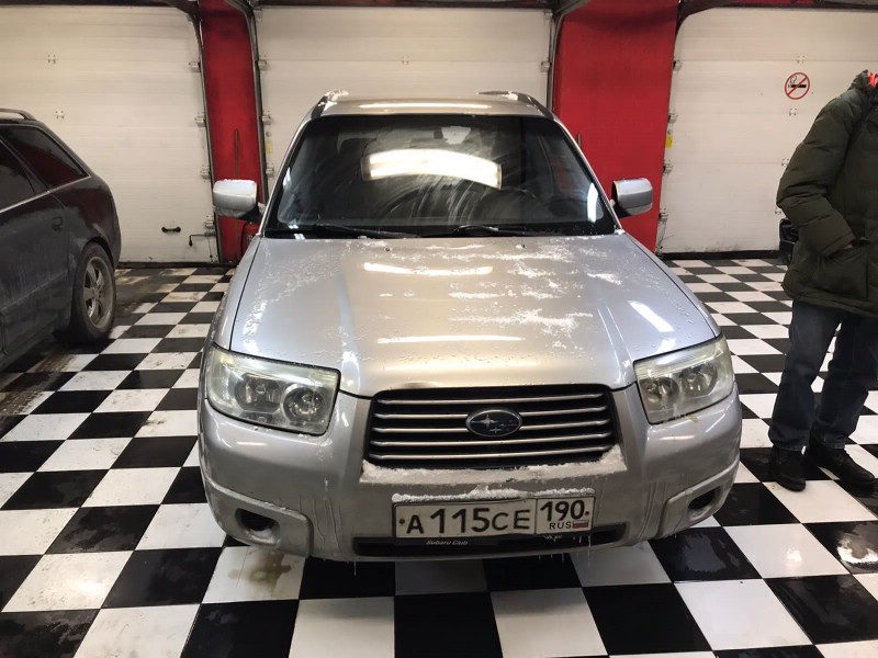 Замена лобового стекла Subaru Forester