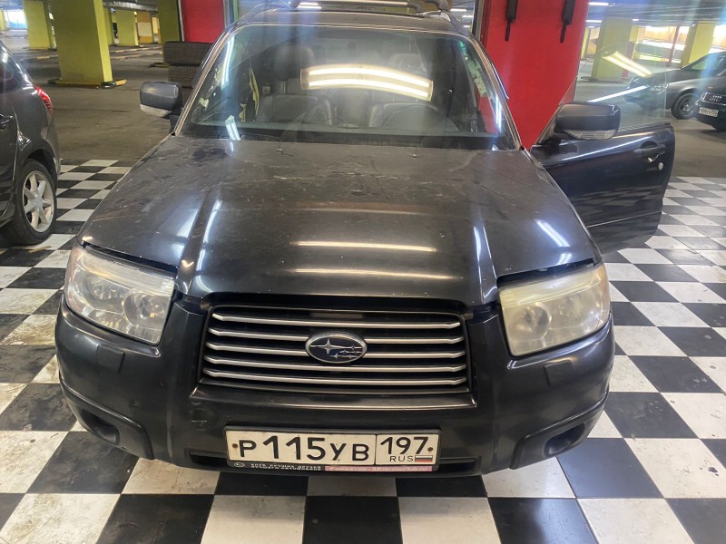 Замена лобоовго стекла Subaru Forester