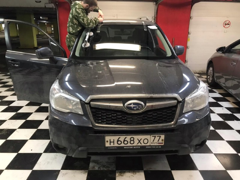 Замена лобового стекла Subaru Forester