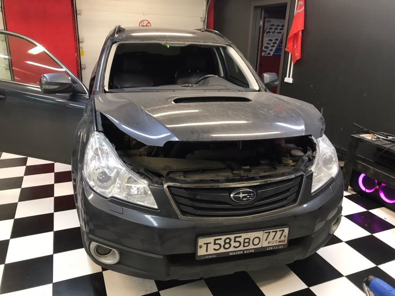 Замена лобового стекла Subaru Outback