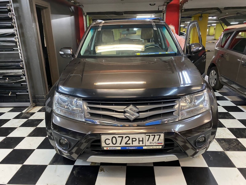 Замена лобового стекла Suzuki Grand Vitara