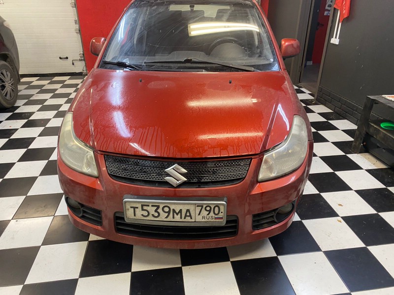 Замена лобового стекла Suzuki SX4