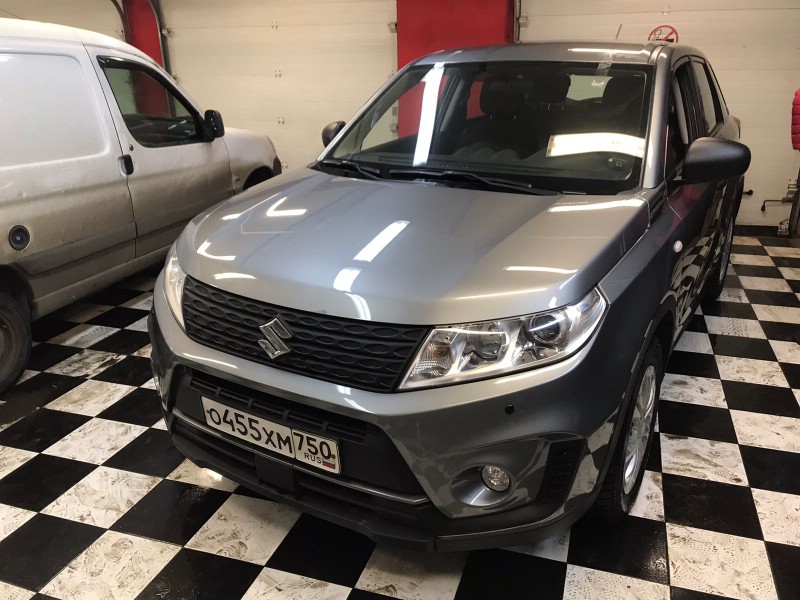 Замена лобового стекла Suzuki Vitara