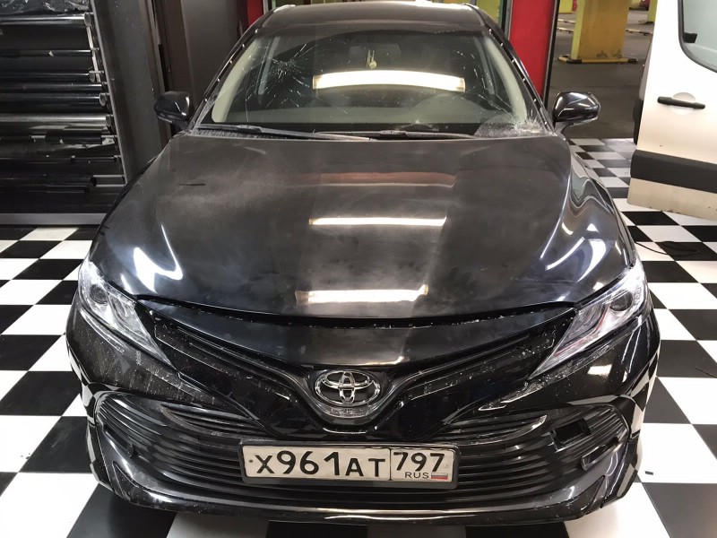 Замена лобового стекла Toyota Camry