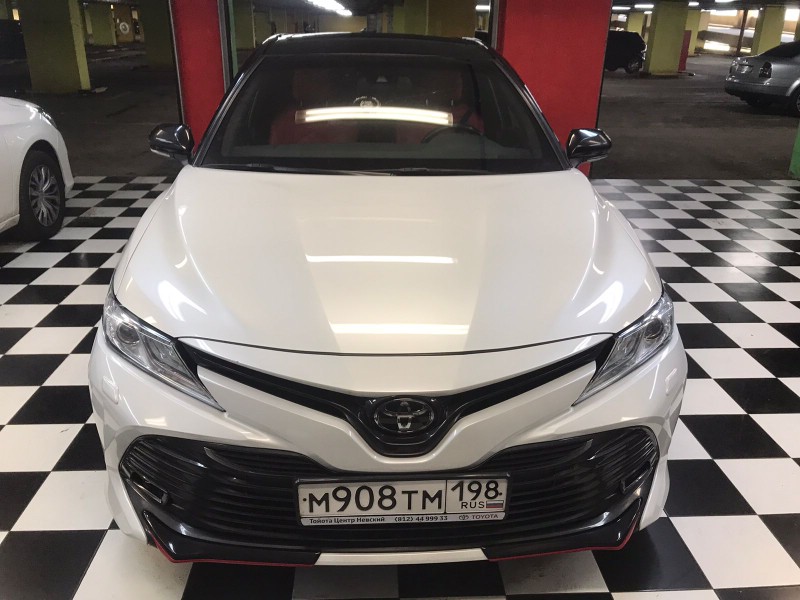 Замена лобового стекла Toyota Camry