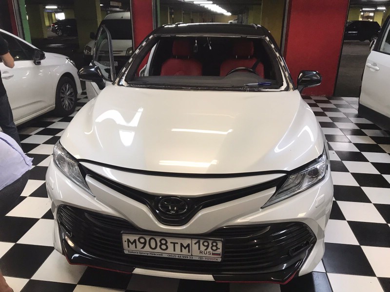 Замена лобового стекла Toyota Camry