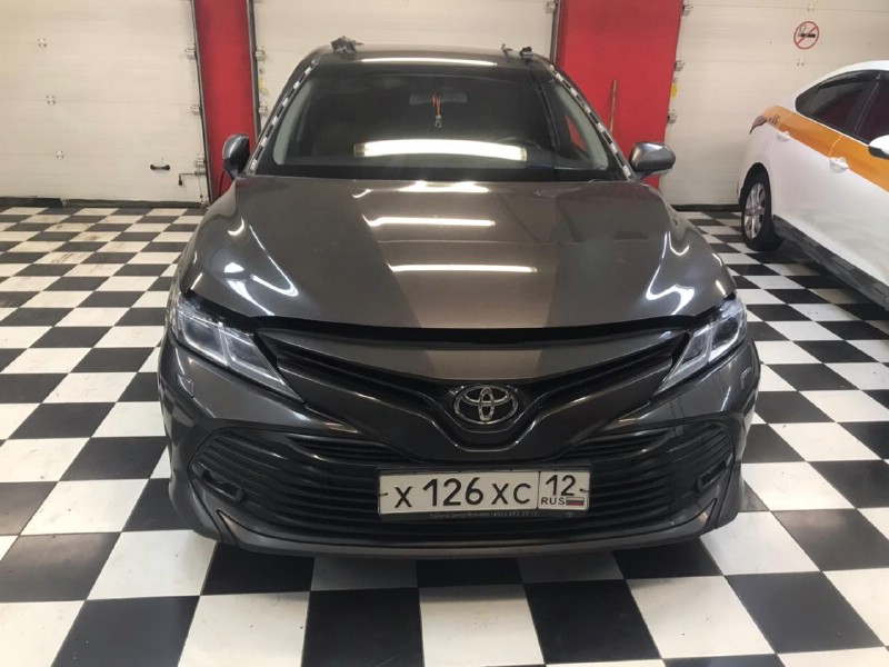Замена лобового стекла Toyota Camry
