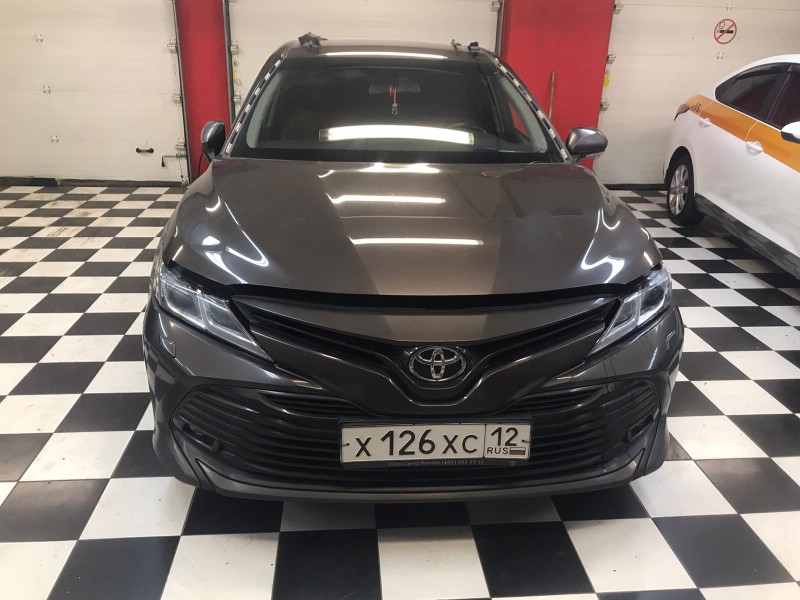 Замена лобового стекла Toyota Camry