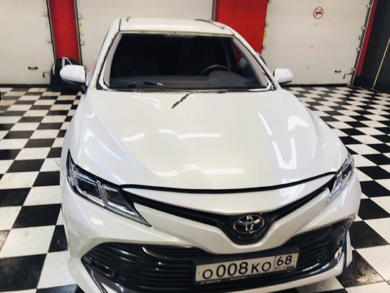 Замена лобового стекла Toyota Camry XV70