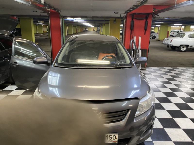 Замена лобового стекла Toyota Corolla