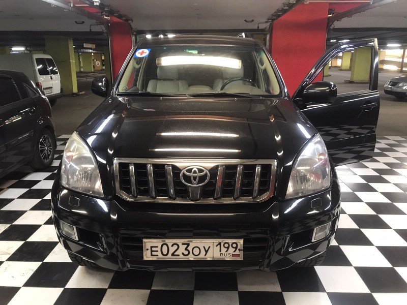 Замена лобового стекла Toyota Land Cruiser Prado 120
