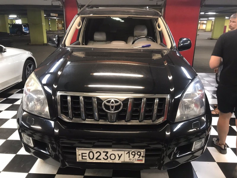 Замена лобового стекла Toyota Land Cruiser Prado 120