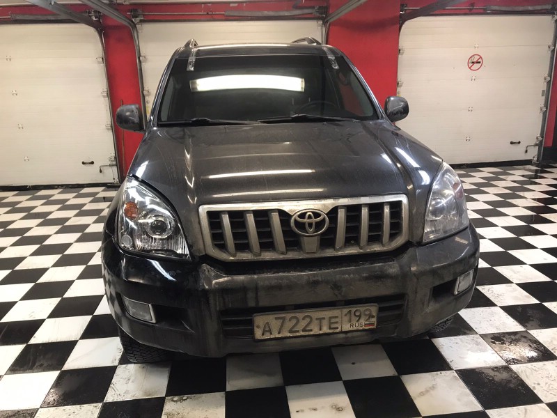 Замена лобового стекла Toyota Land Cruiser Prado 120