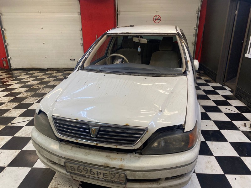 Замена лобового стекла Toyota Vista Ardeo