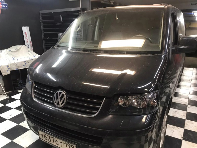 Замена лобового стекла Volkswagen Transporter T5