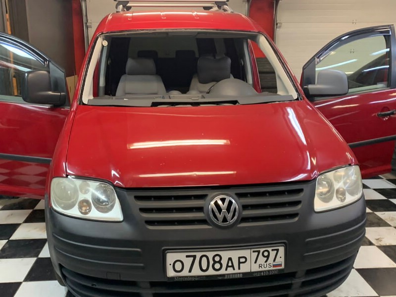 Замена лобового стекла Volkswagen Caddy