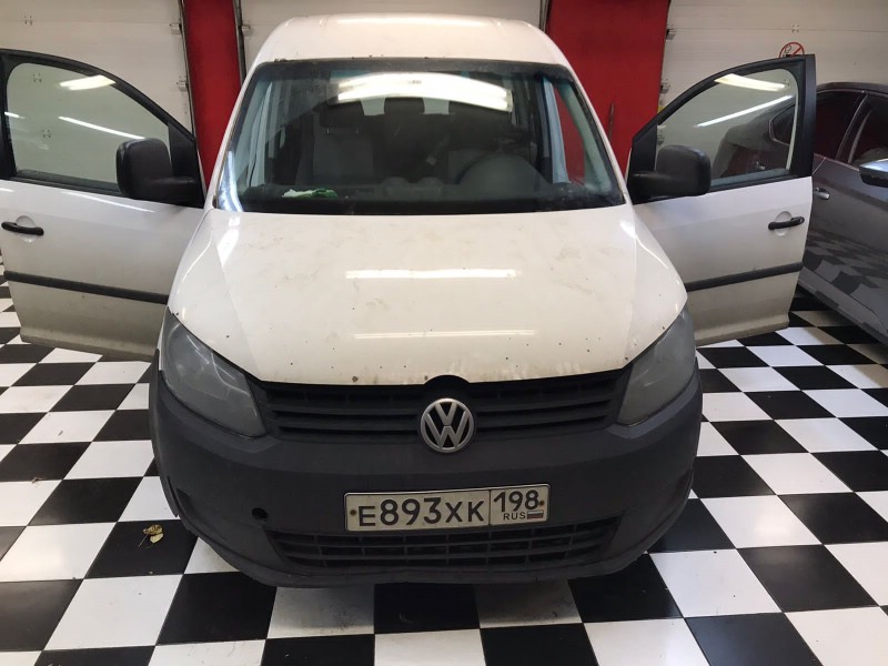 Замена лобового стекла Volkswagen Caddy