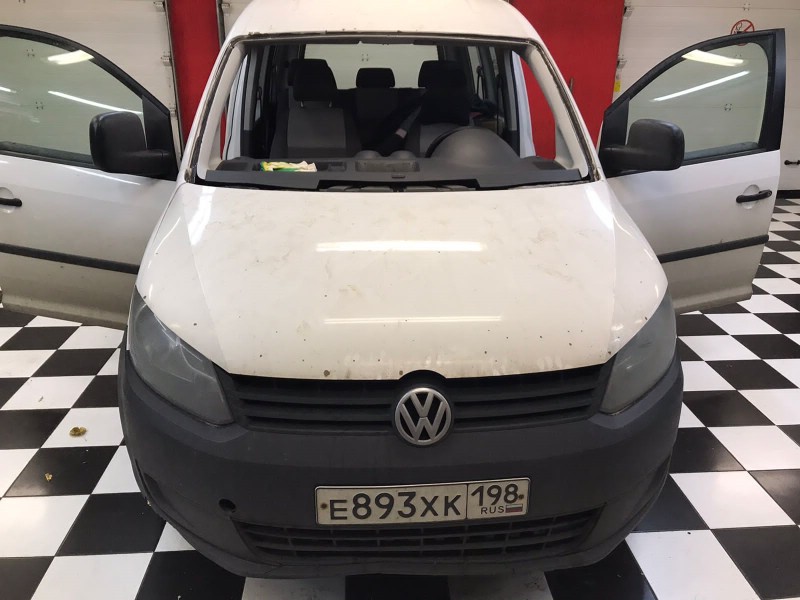 Замена лобового стекла Volkswagen Caddy