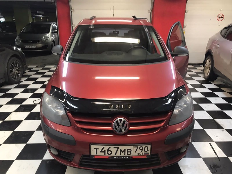 Замена лобового стекла Volkswagen Golf Plus