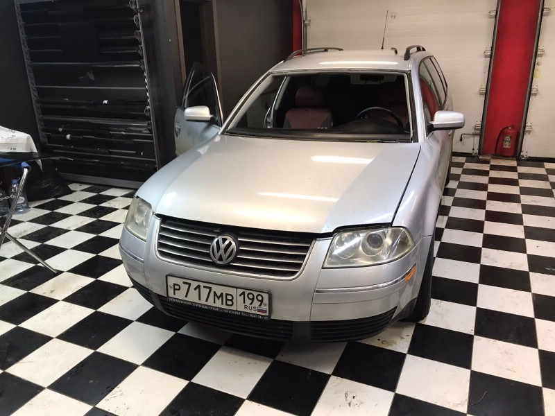 Замена лобового стекла Volkswagen Passat