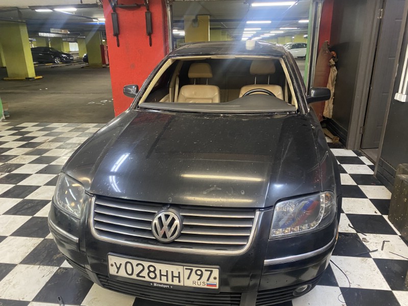 Замена лобового стекла Volkswagen Passat B5