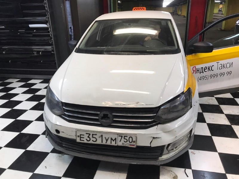 Замена лобового стекла Volkswagen Polo