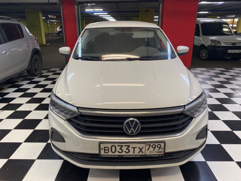 Замена лобового стекла Volkswagen Polo