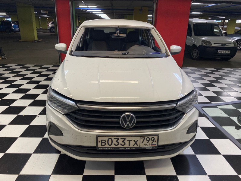 Замена лобового стекла Volkswagen Polo