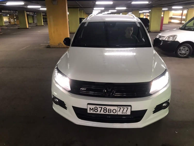 Замена лобового стекла Volkswagen Tiguan