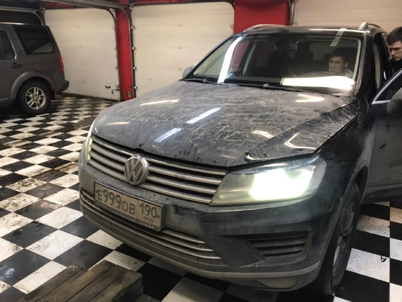 Замена лобового стекла Volkswagen Touareg