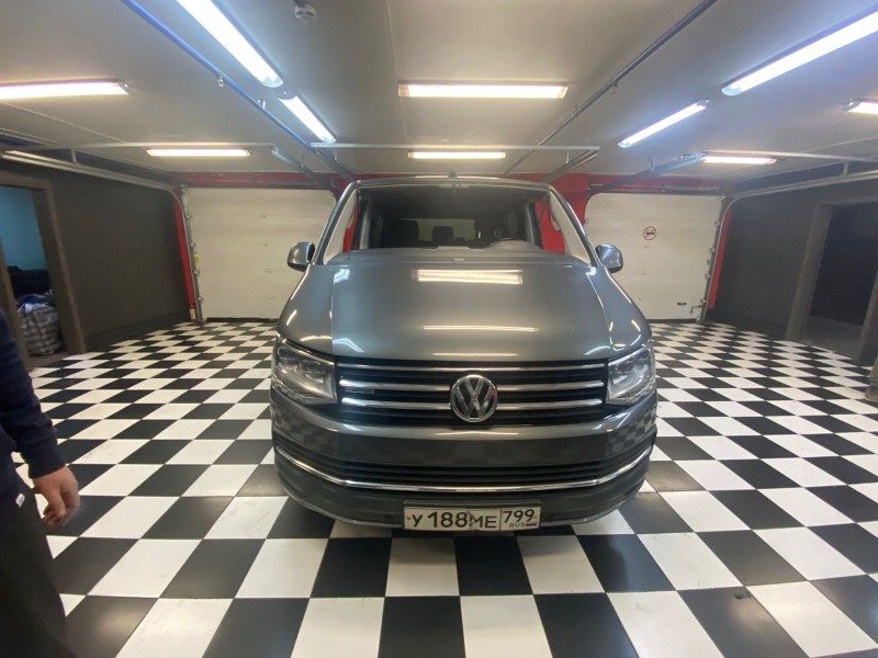Замена лобового стекла Volkswagen Transporter T6