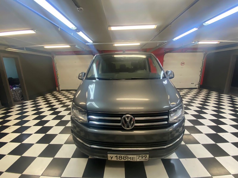 Замена лобового стекла Volkswagen Transporter T6