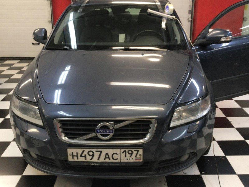 Замена лобового стекла Volvo S40