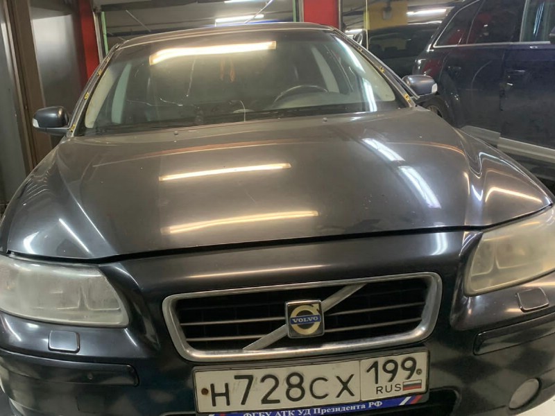 Замена лобового стекла Volvo s80