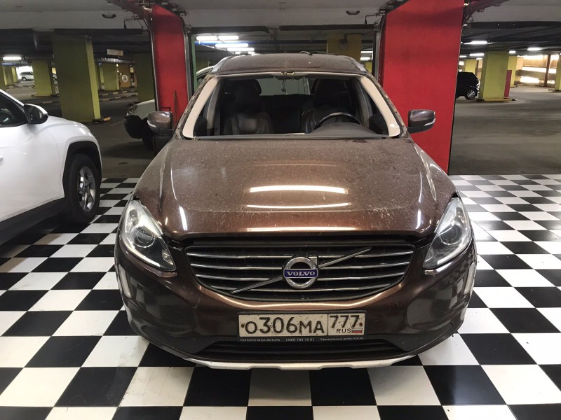Замена лобового стекла Volvo XC60