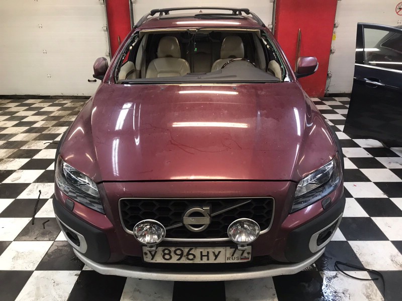 Замена лобового стекла Volvo XC70