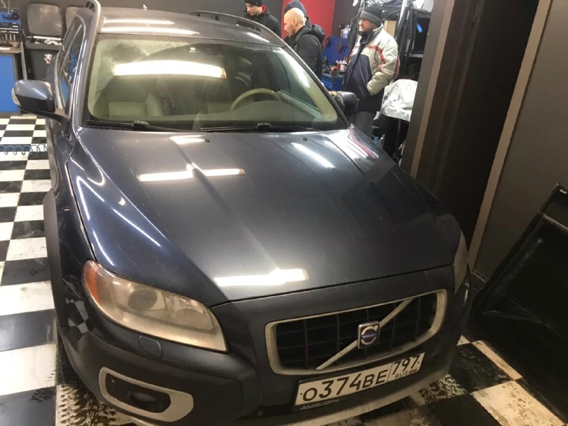 Замена лобового стекла Volvo XC70