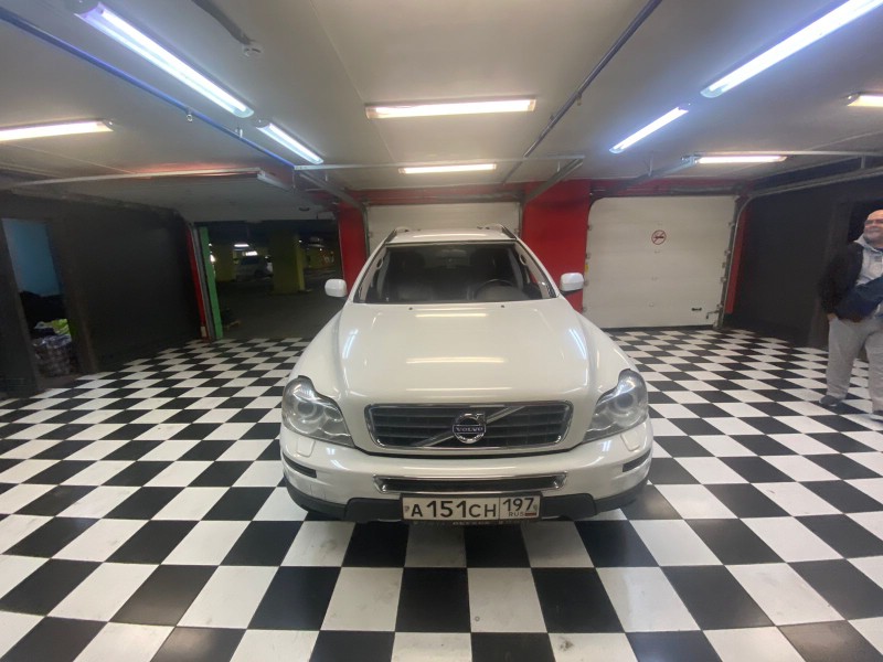 Замена лобового стекла Volvo XC90